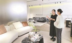 <b>”市平易近姨乐呵呵地说</b>